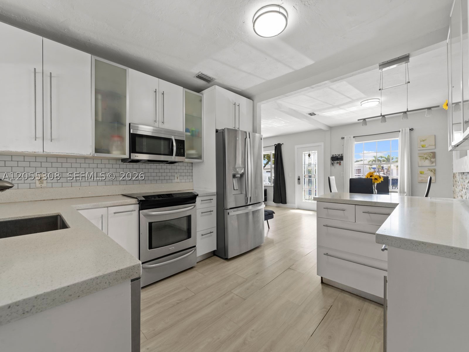 PALM SPRINGS 2ND ADDN - Residential