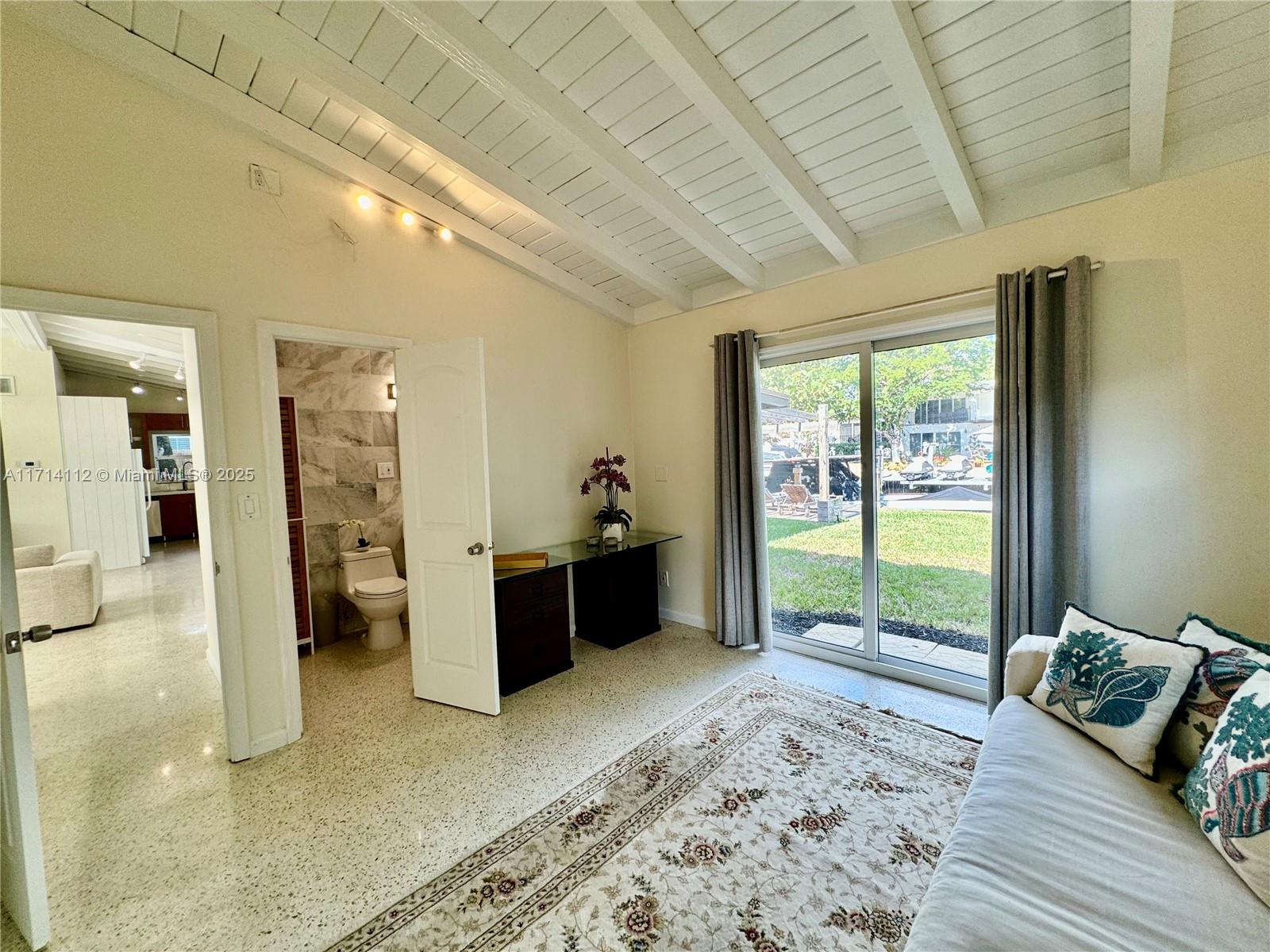 GILL ISLES - Residential
