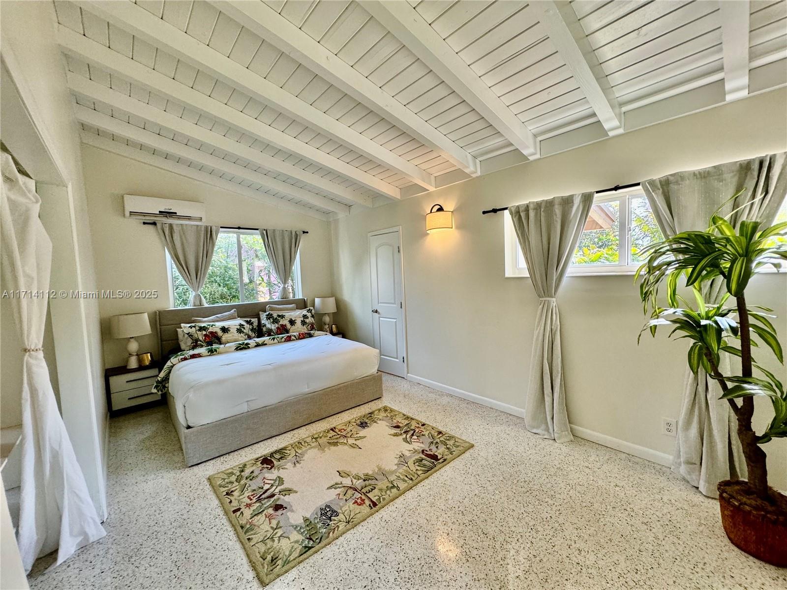 GILL ISLES - Residential