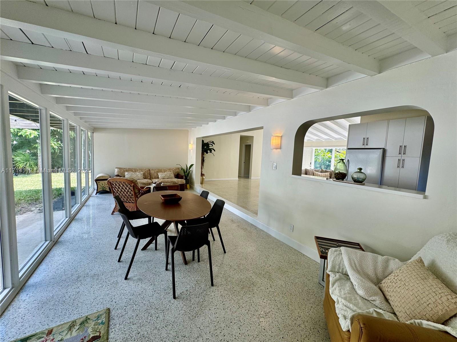 GILL ISLES - Residential