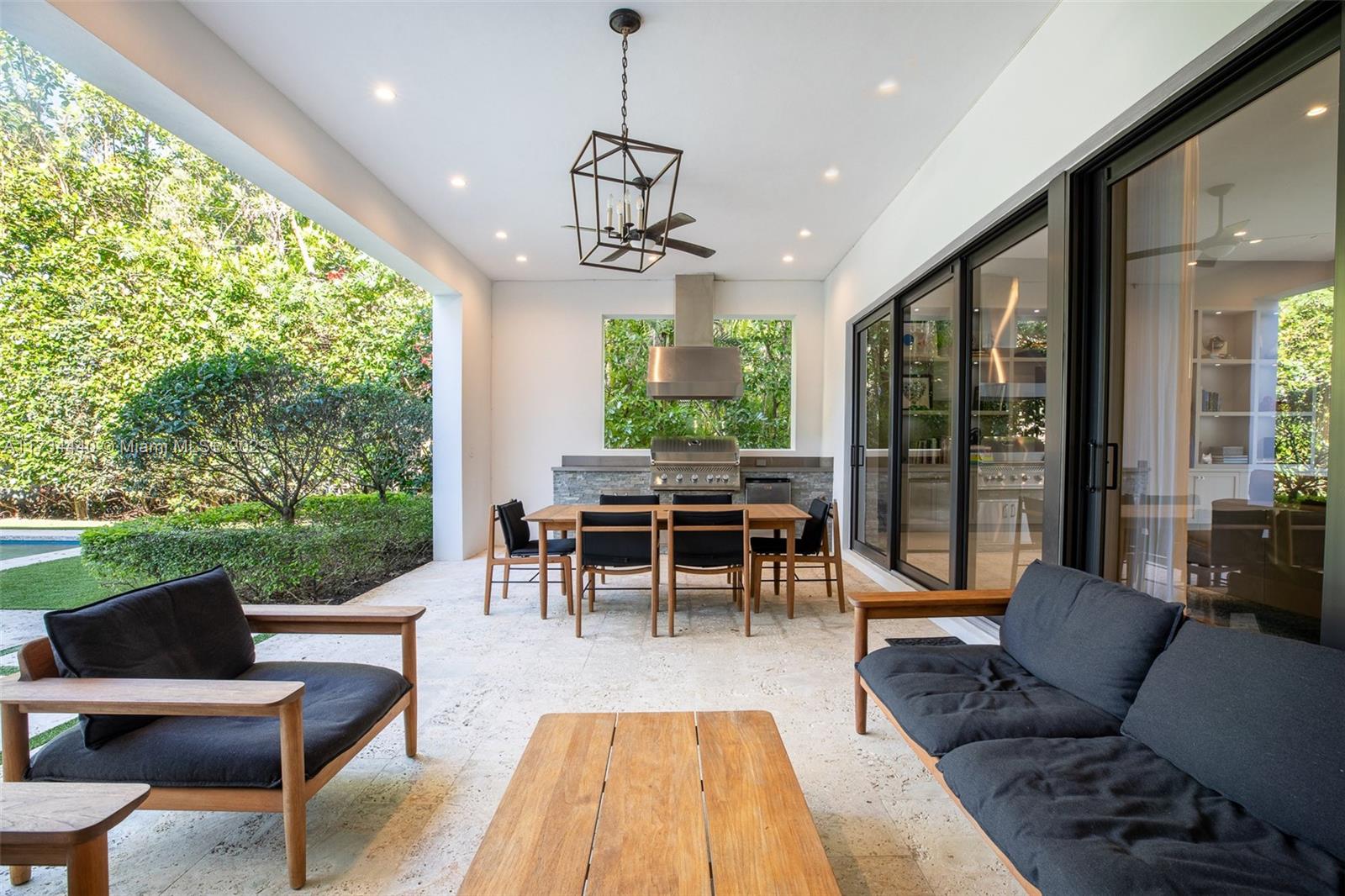 C GABLES RIVIERA SEC 12 - Residential