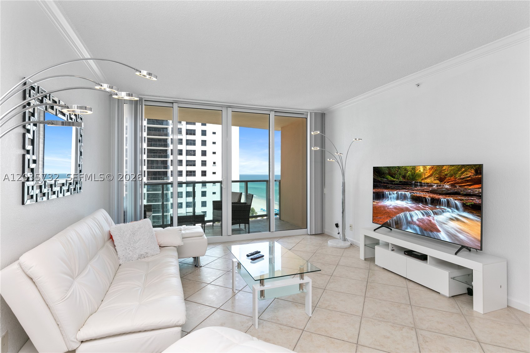 WAVE CONDO - Residential Lease