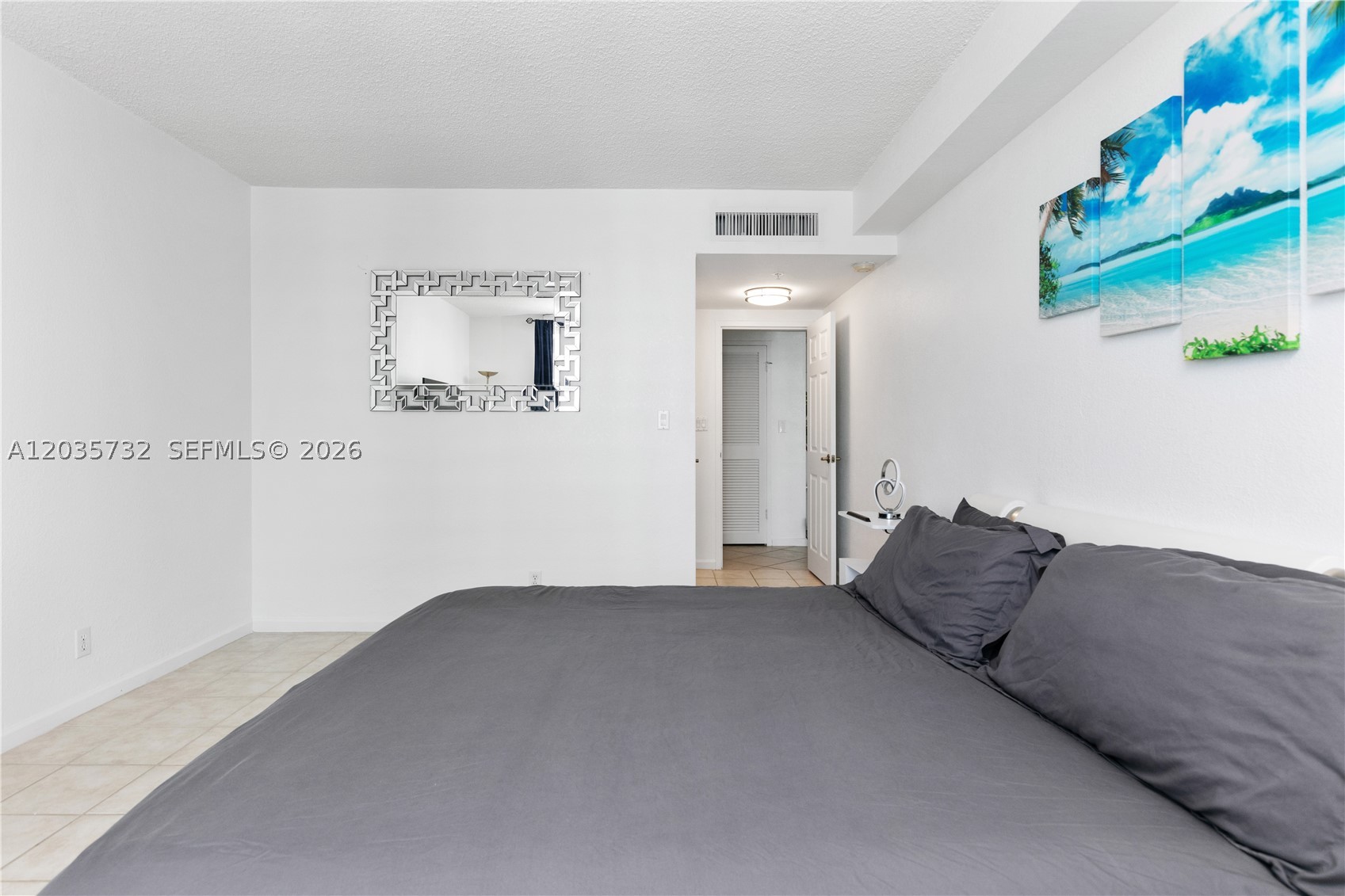 WAVE CONDO - Residential Lease