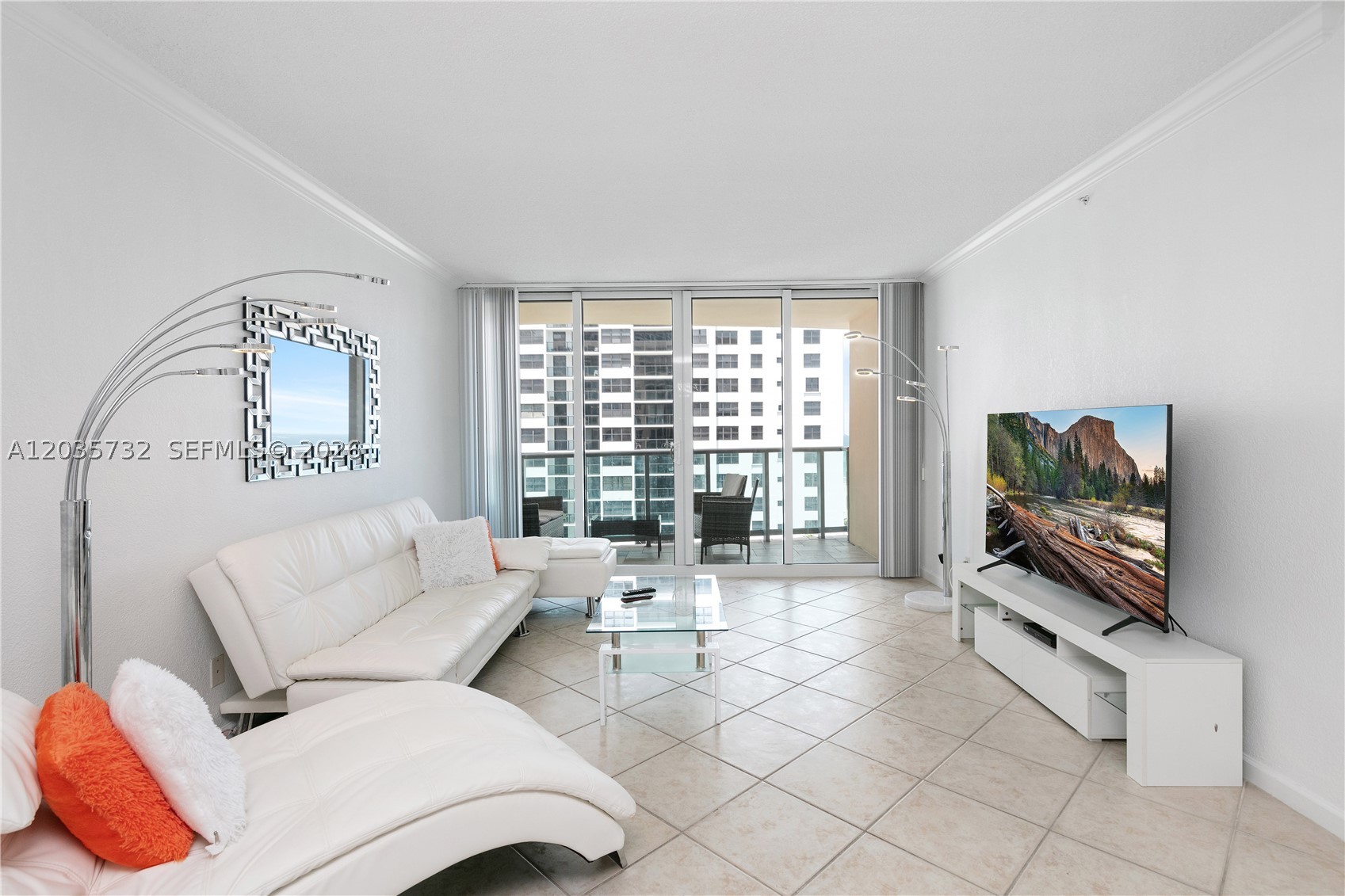WAVE CONDO - Residential Lease