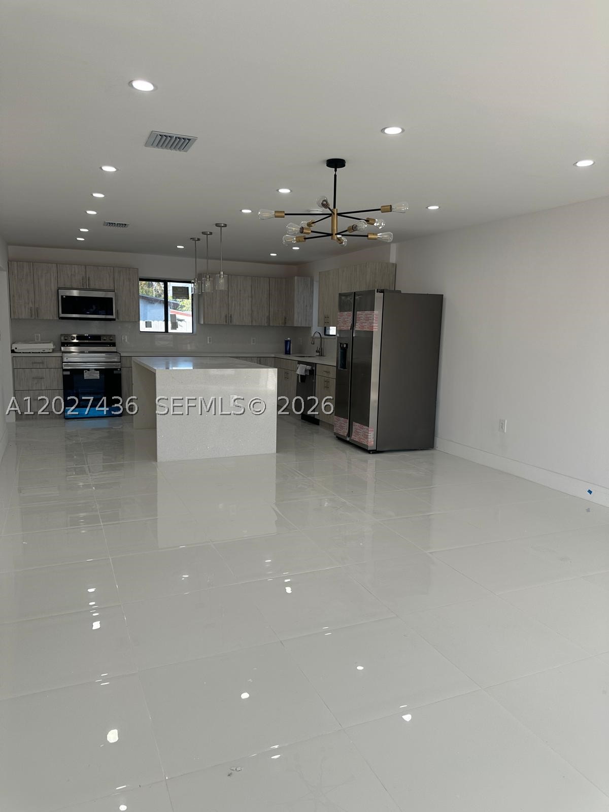 WINDWARD ESTATES SEC 1 - Residential