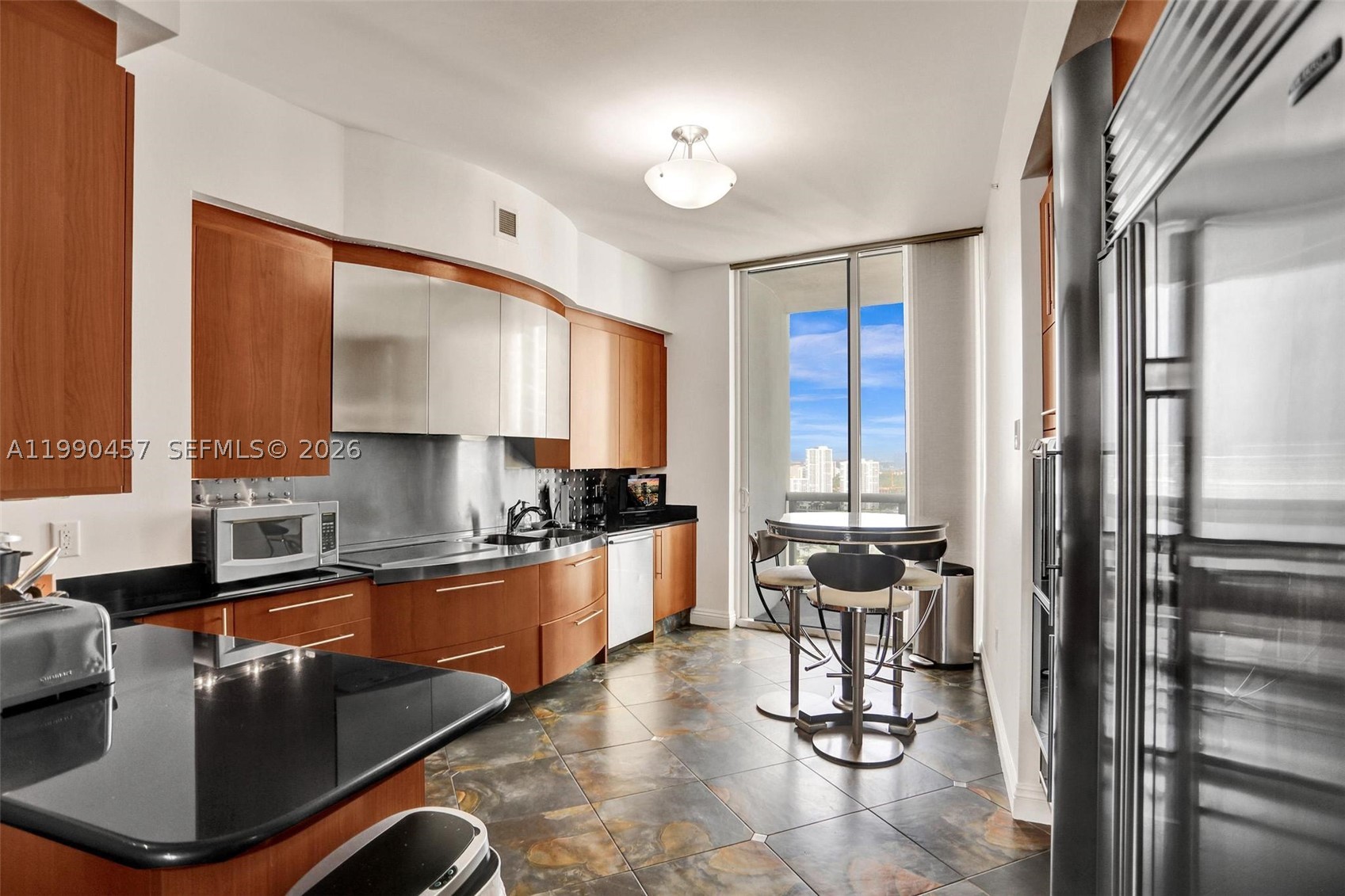 TRUMP PALACE CONDO - Residential