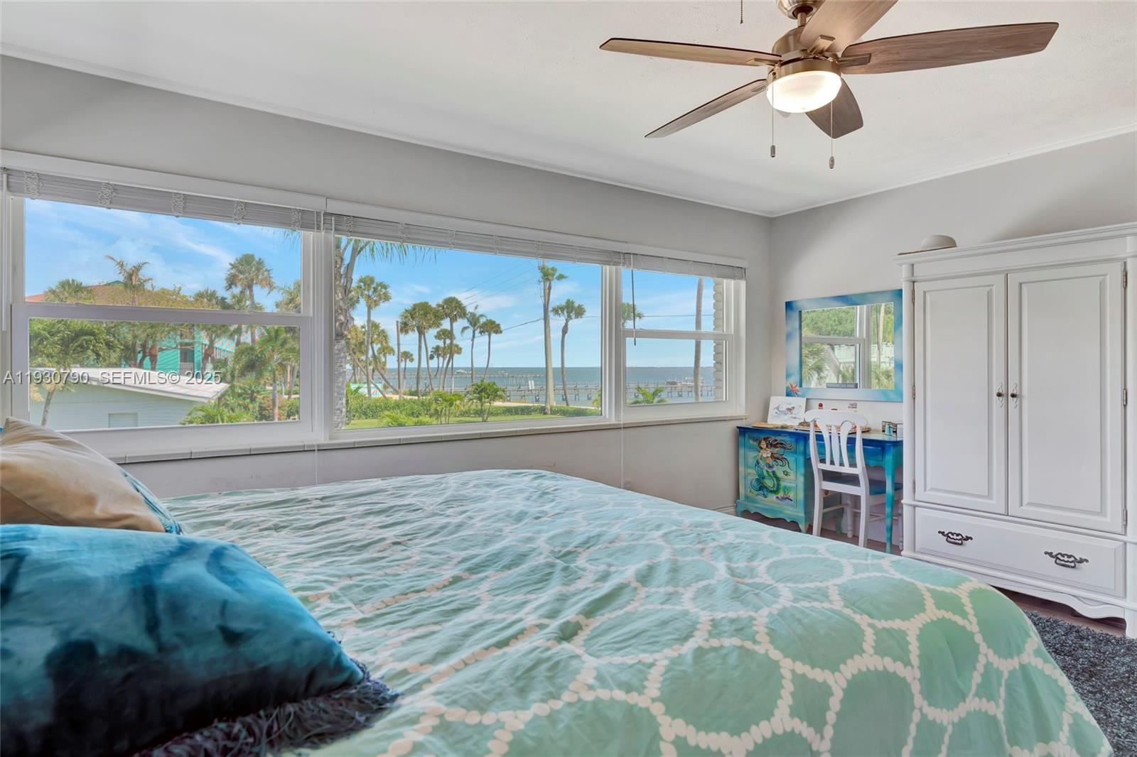 RESUBDIVISION OF 9/10-37- - Residential