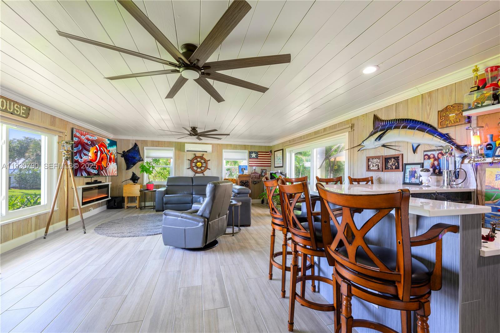 RESUBDIVISION OF 9/10-37- - Residential