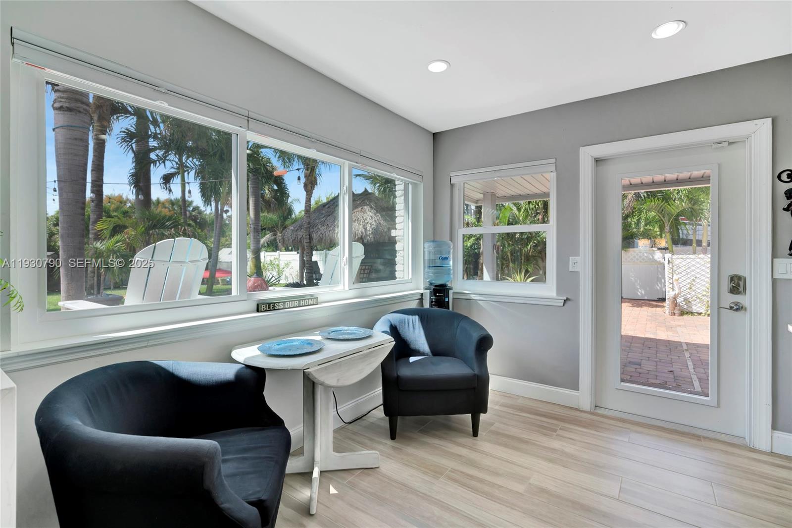 RESUBDIVISION OF 9/10-37- - Residential