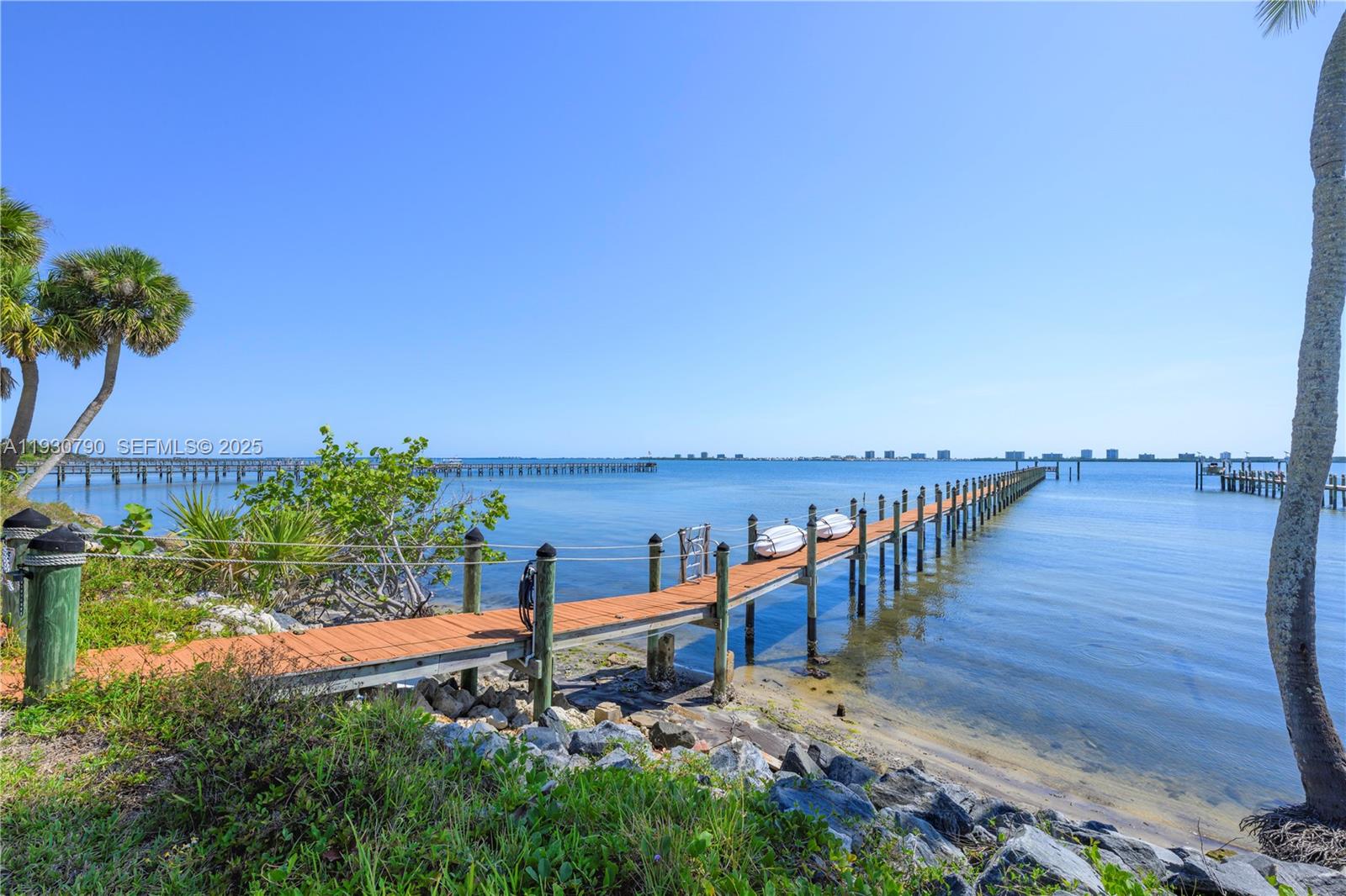 RESUBDIVISION OF 9/10-37- - Residential