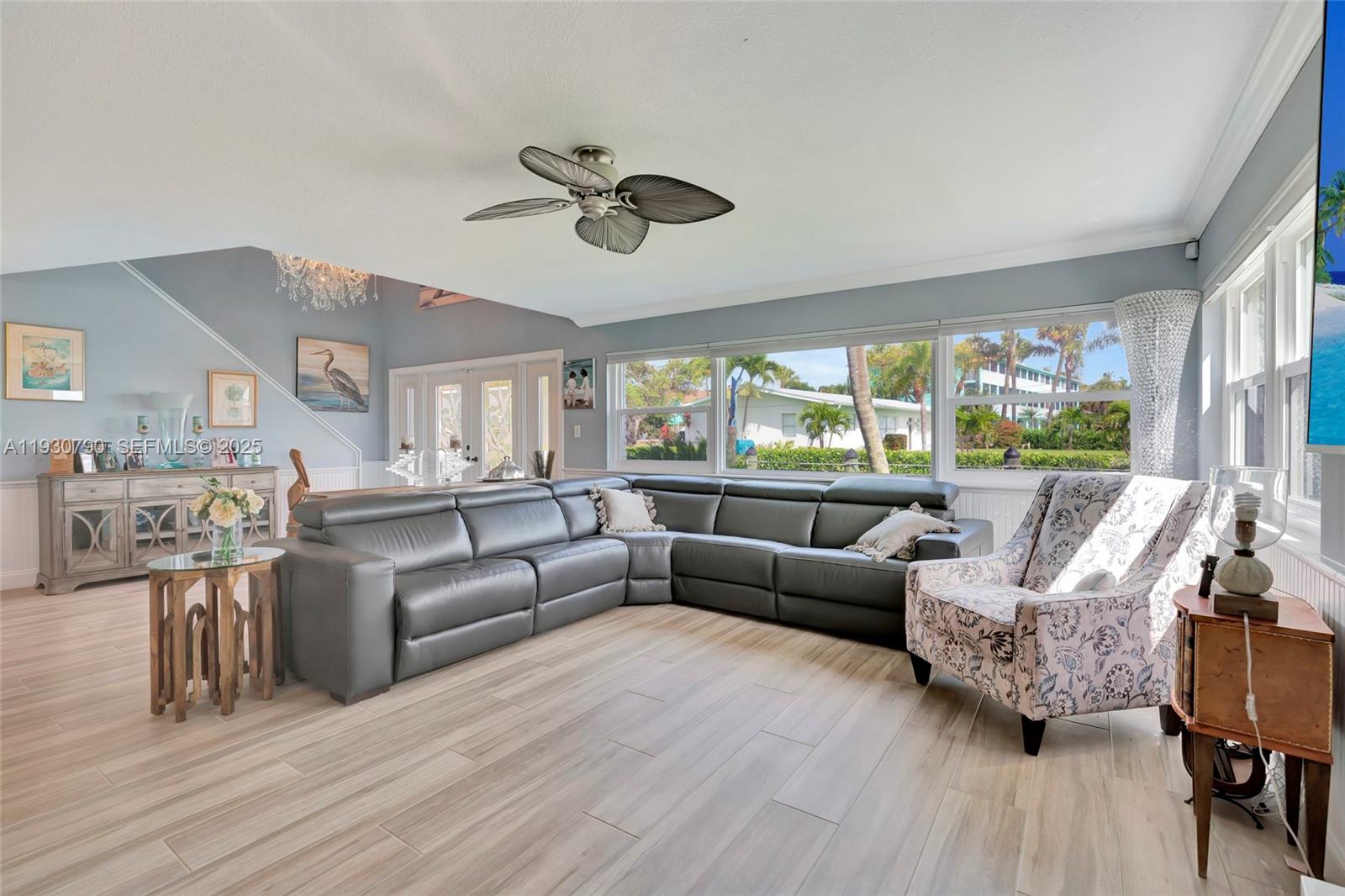 RESUBDIVISION OF 9/10-37- - Residential