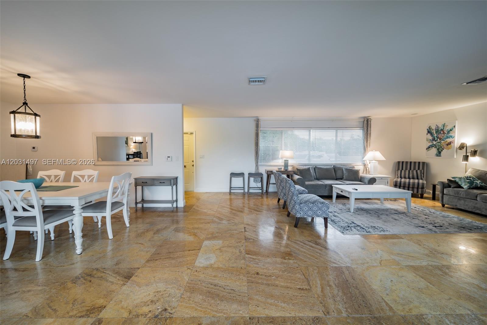HOLLYWOOD HILLS - Residential Lease