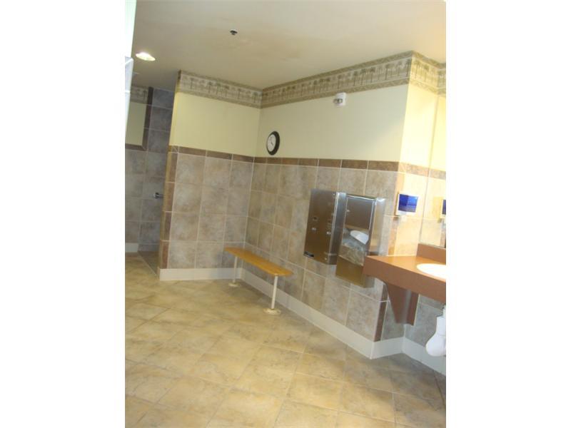 DA VINCI ON DOUGLAS A CON - Residential Lease