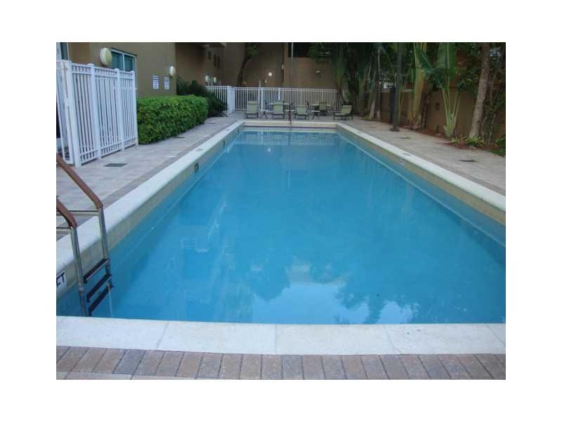 DA VINCI ON DOUGLAS A CON - Residential Lease