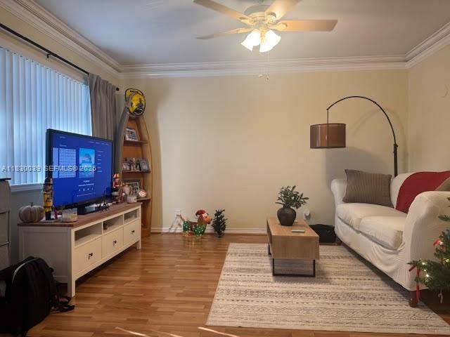 Beautiful unit. Good tenant.