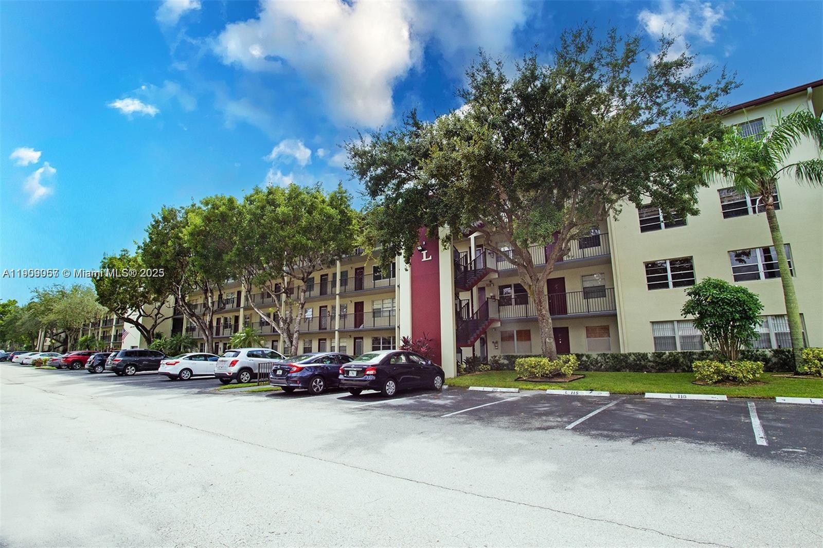 KINGSLEY AT CENTURY VILLA - Residential