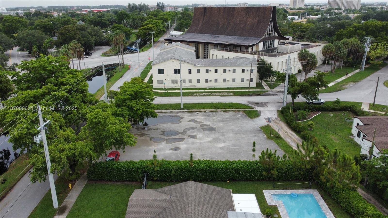 MIAMI SPRINGS BAPTIST CHU - Land