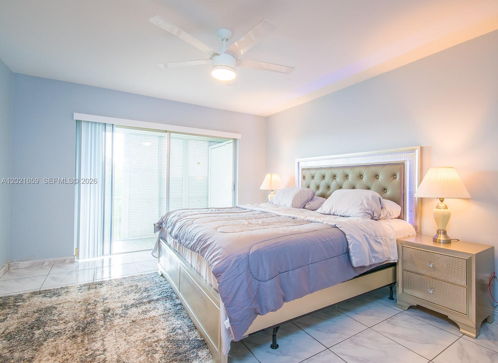HILLCREST COUNTRY CLUB AP - Residential