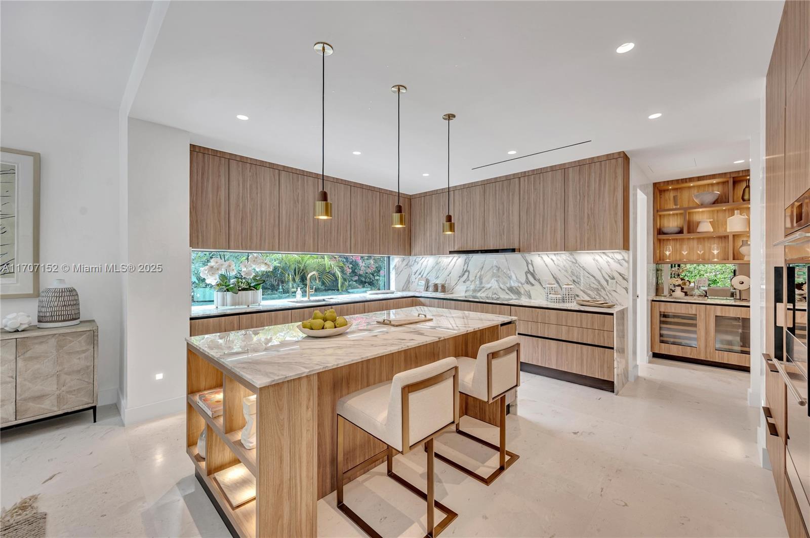 NORTH BAY ISLAND - Residential