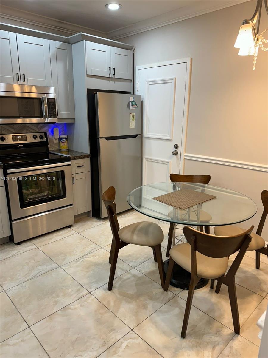 SEA AIR TOWERS CONDO - Residential Lease