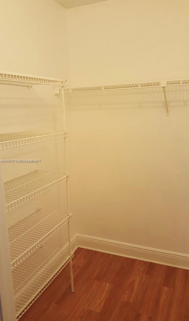 SUMMERBREEZE CONDO - Residential