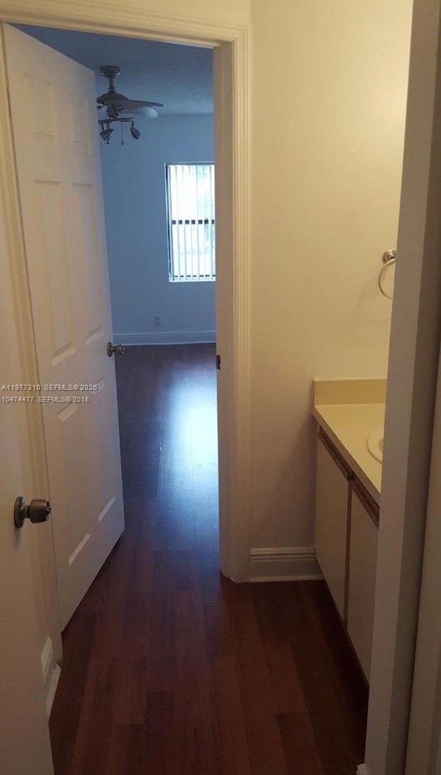 SUMMERBREEZE CONDO - Residential