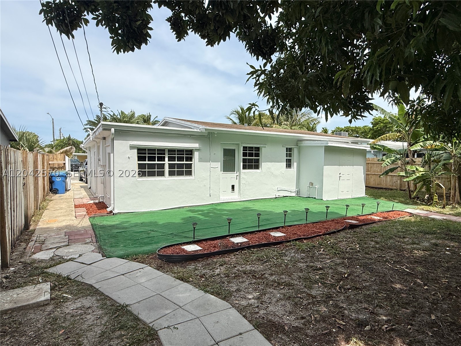 NORTH ANDREWS TERRACE - Residential