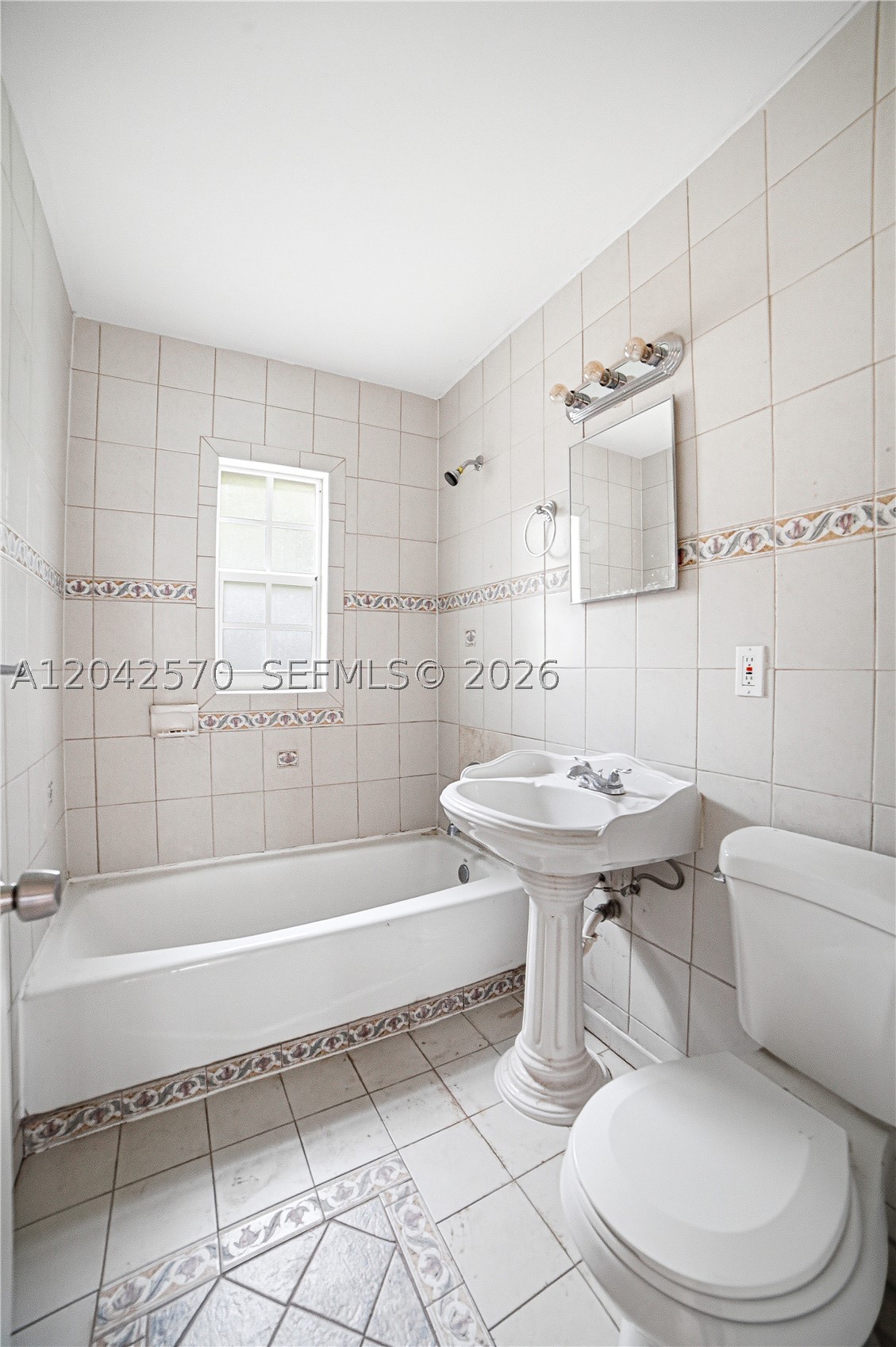 NORTH ANDREWS TERRACE - Residential