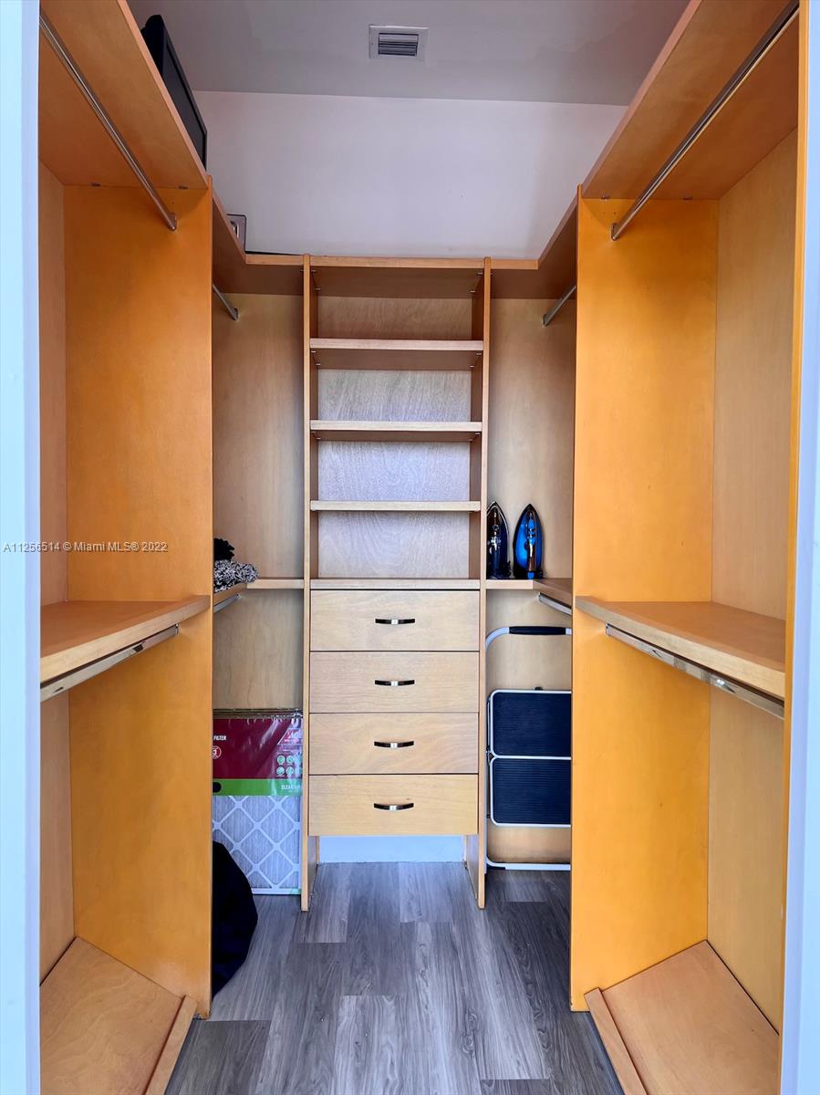 MARINABLUE CONDO - Residential Lease