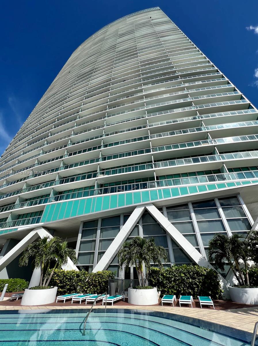 MARINABLUE CONDO - Residential Lease