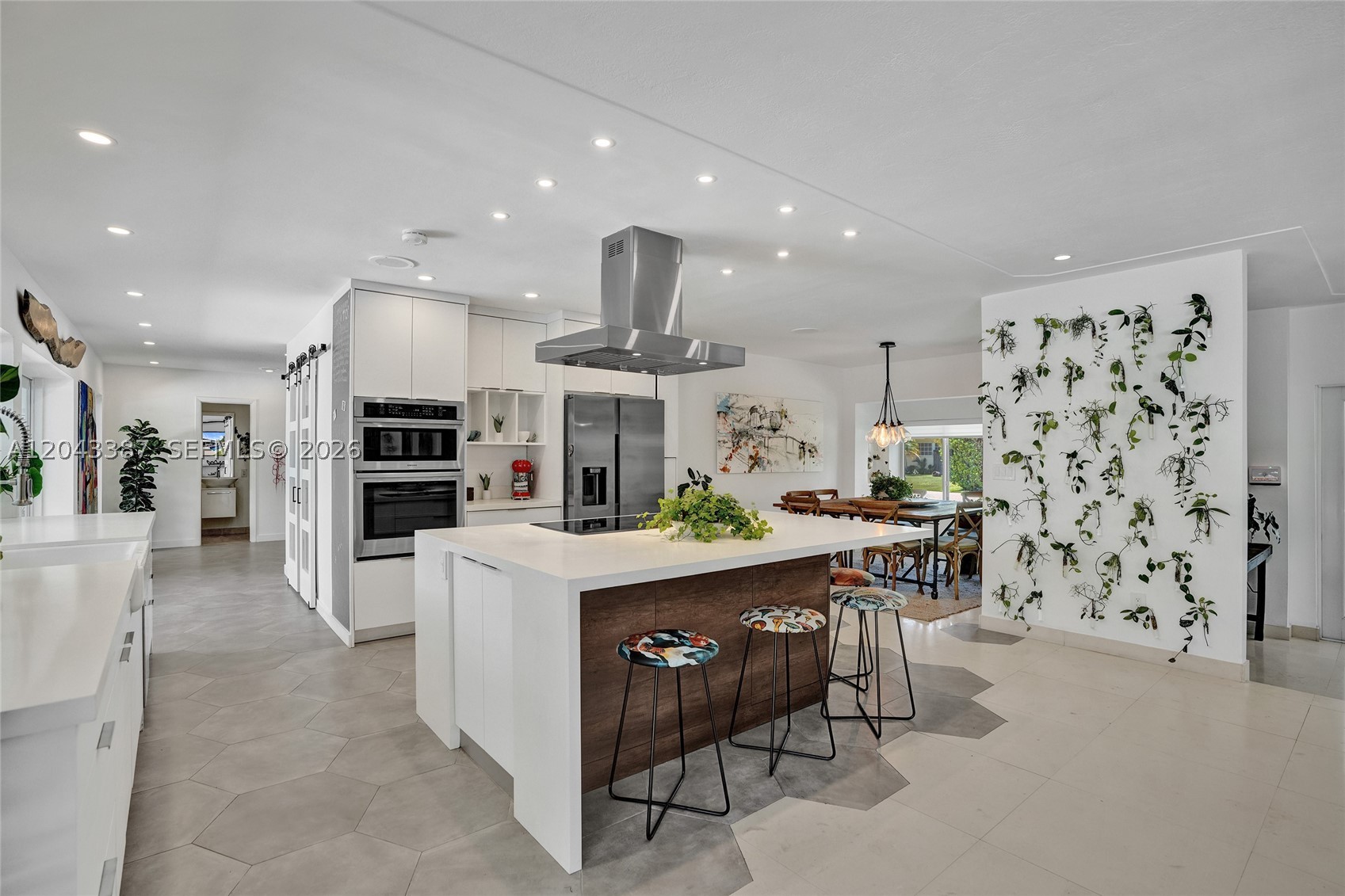 VILLAGE GROVE - Residential