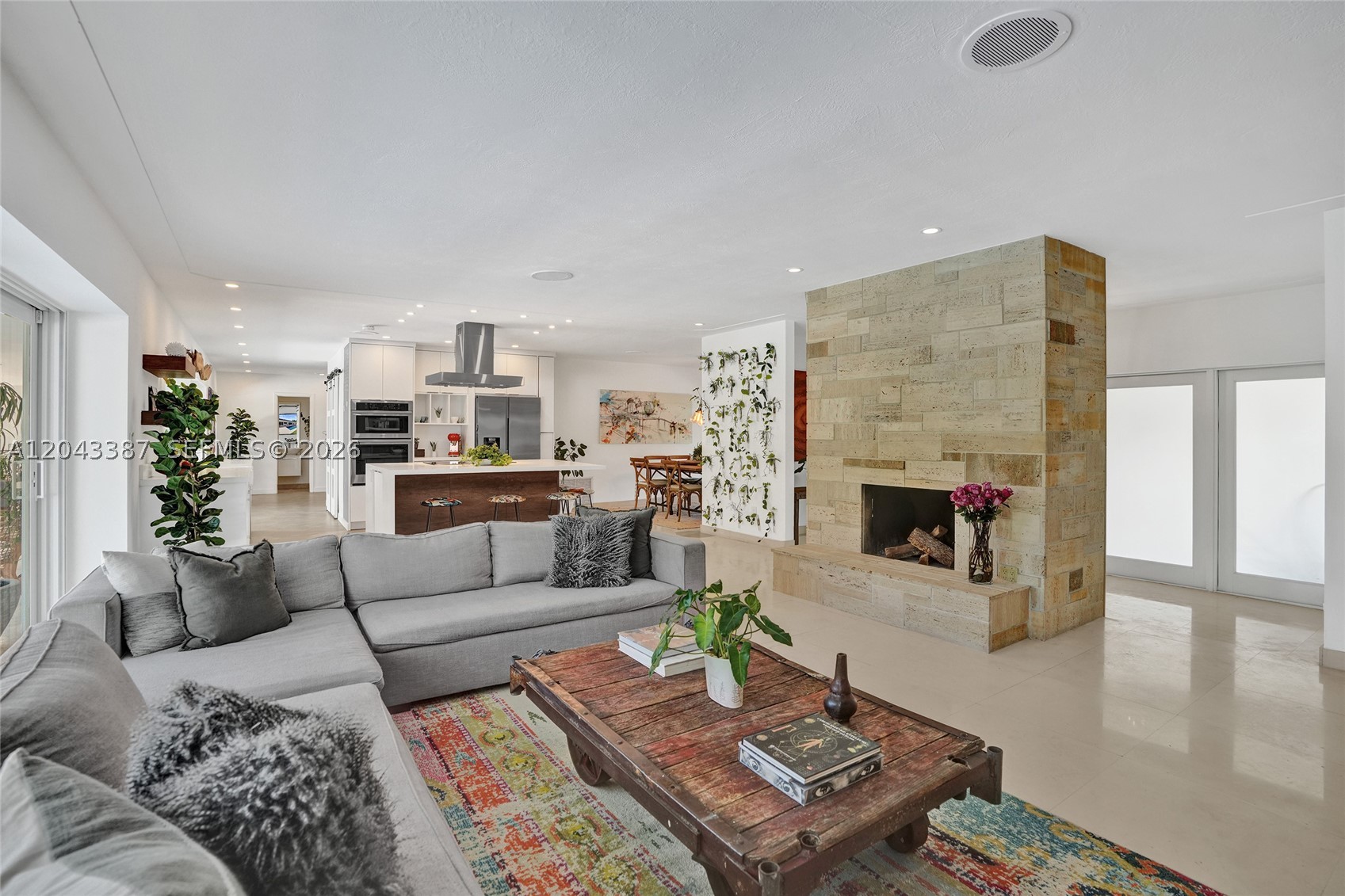 VILLAGE GROVE - Residential