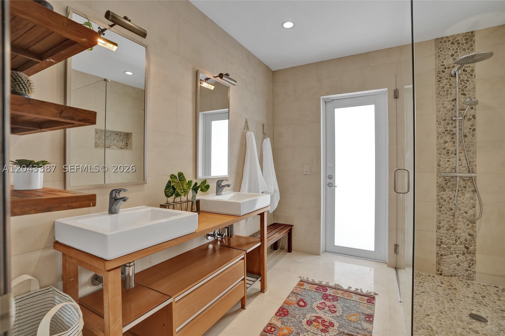 VILLAGE GROVE - Residential