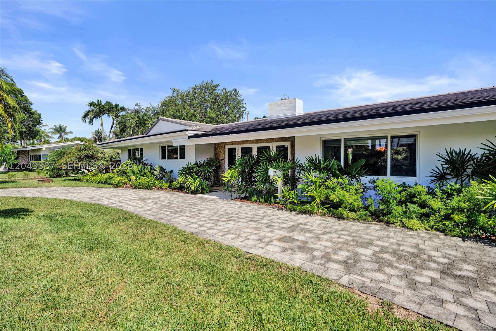 VILLAGE GROVE - Residential