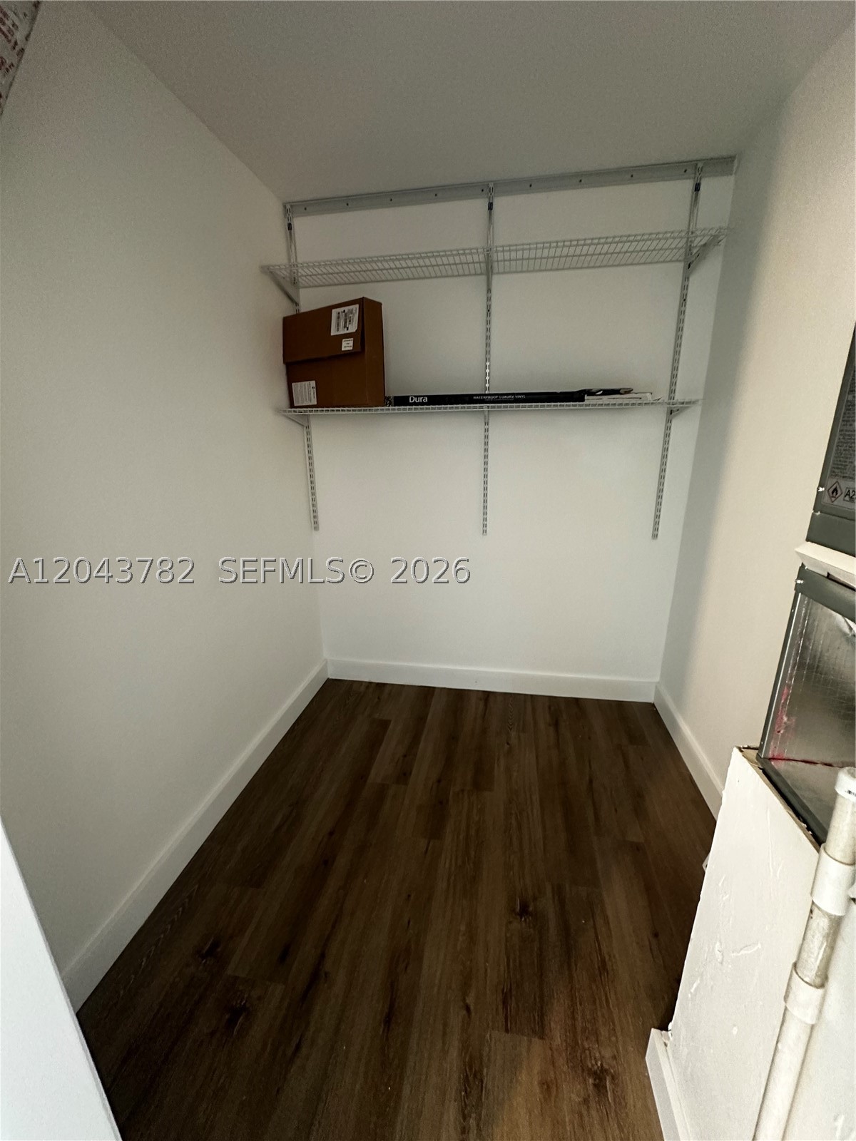 COURTYARDS II CONDO - Residential Lease
