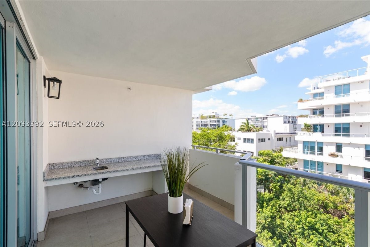 ONE BAY HARBOR CONDO - Residential