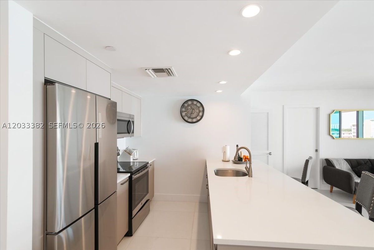 ONE BAY HARBOR CONDO - Residential