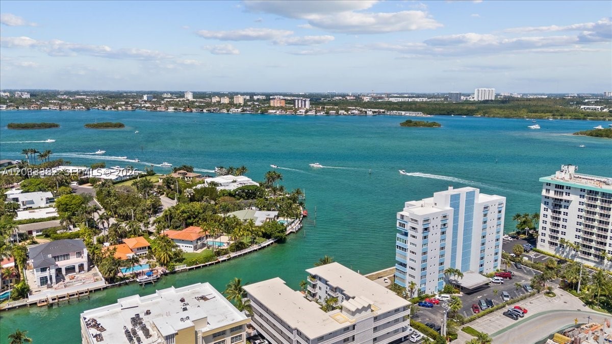 ONE BAY HARBOR CONDO - Residential