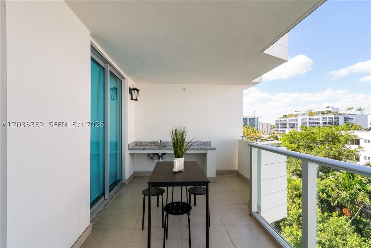 ONE BAY HARBOR CONDO - Residential