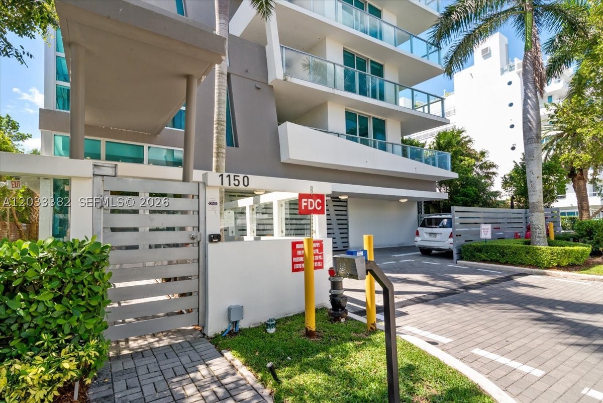 ONE BAY HARBOR CONDO - Residential