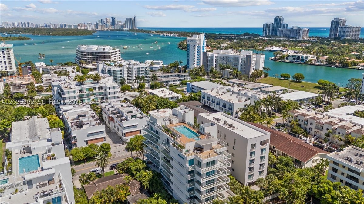 ONE BAY HARBOR CONDO - Residential