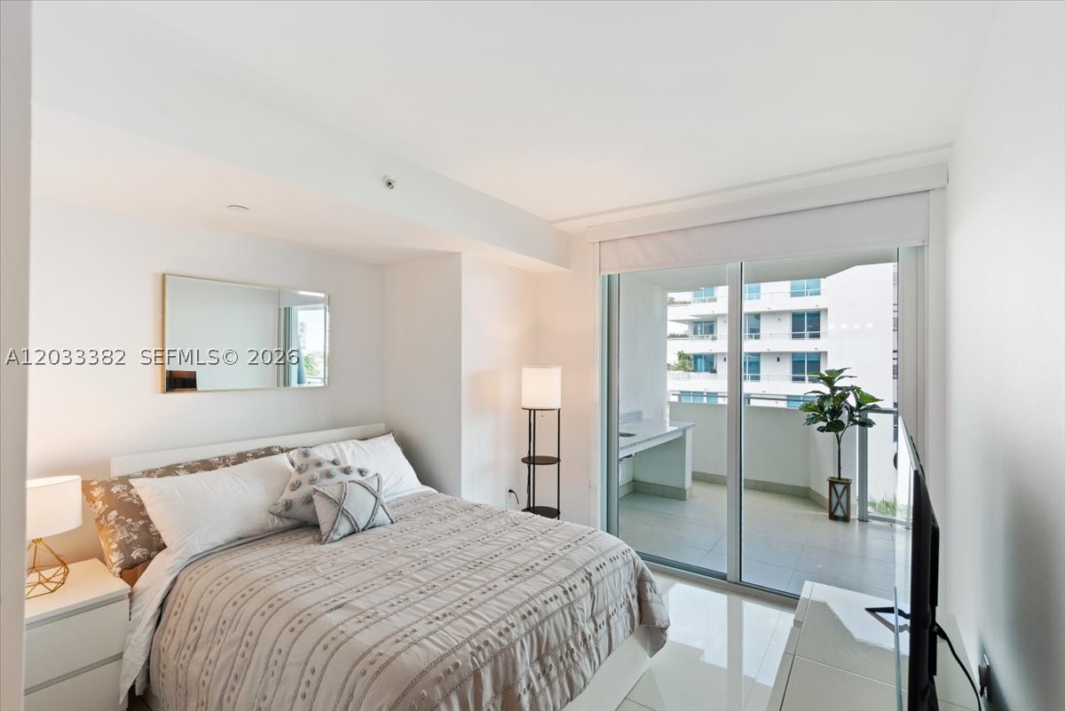 ONE BAY HARBOR CONDO - Residential
