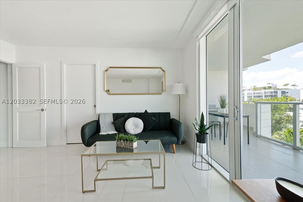 ONE BAY HARBOR CONDO - Residential