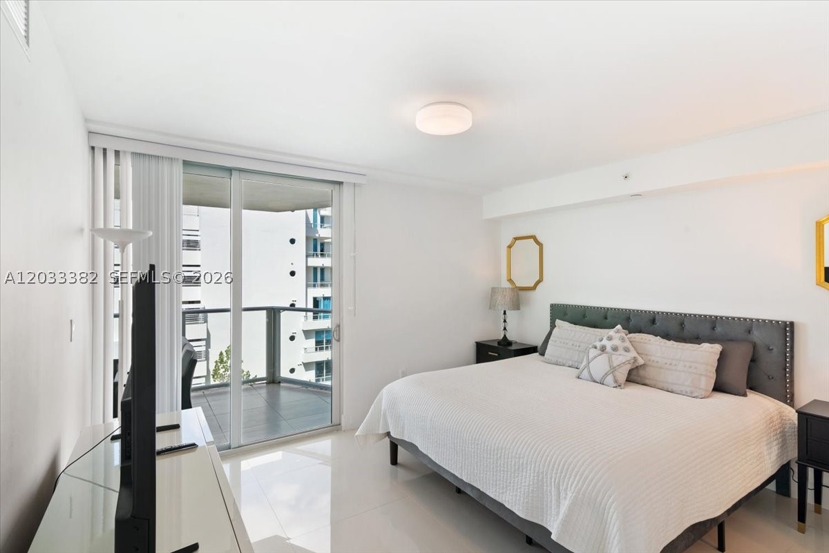 ONE BAY HARBOR CONDO - Residential