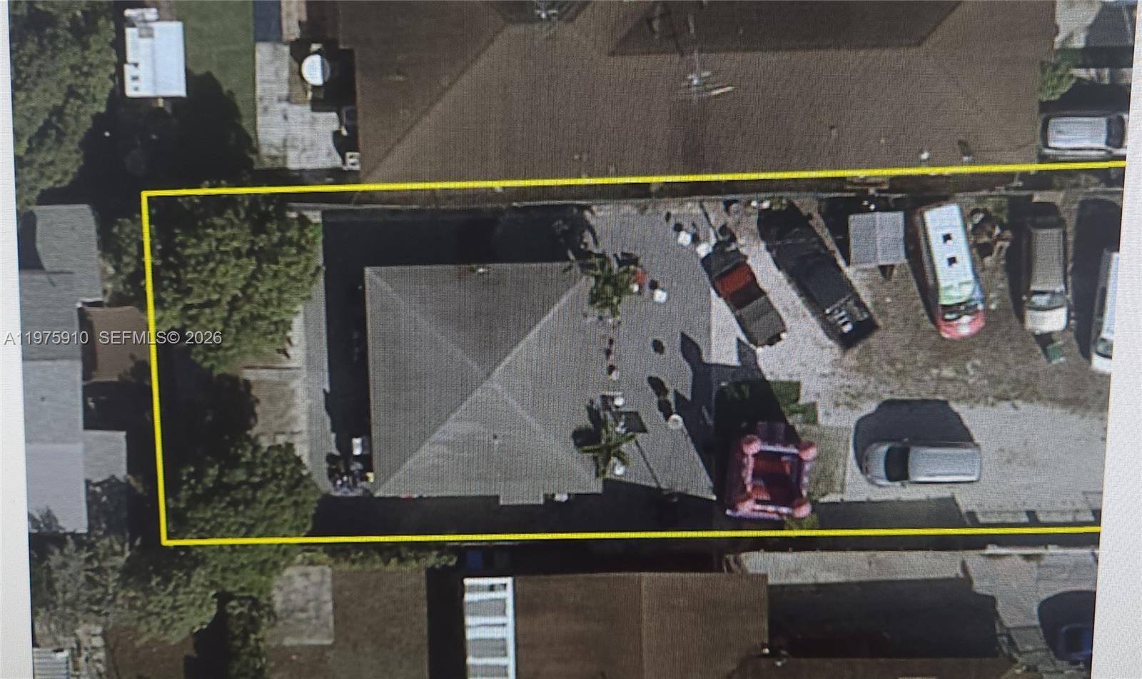 ! Very cozy home in a great location. ZONE - DUPLEXES - with 7500 SF Lots of potential! . Don't miss this great opportunity, LOCATION LOCATION LOCATION!! Just one block away from Marlins stadium, a mile from Brickell and downtown Miami. Extra parking space. Great opportunity for investors. Washer and Dryer not included. Originally built as 2/1 but actually is 3 Beds/ 2 baths, impact windows, new A/C unit.