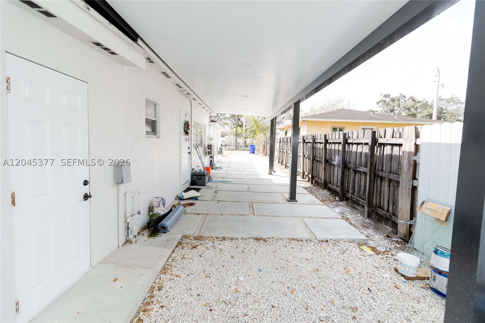 HOLLYWOOD BEACH GARDENS - Residential Lease