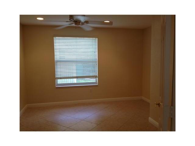 RIVIERA ISLES I 167-28 B - Residential Lease