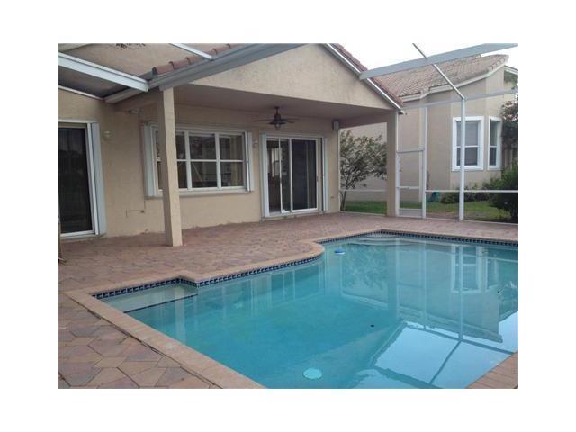 RIVIERA ISLES I 167-28 B - Residential Lease
