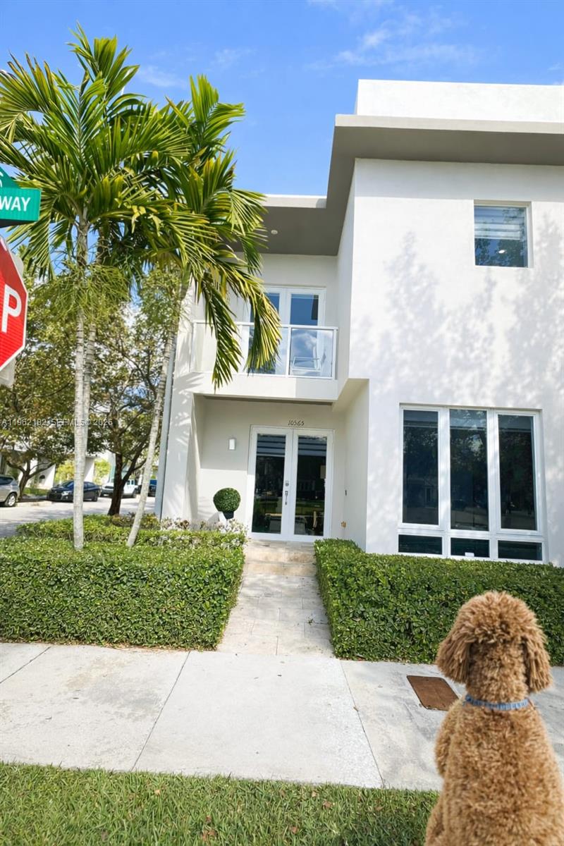 LANDMARK AT DORAL - Residential