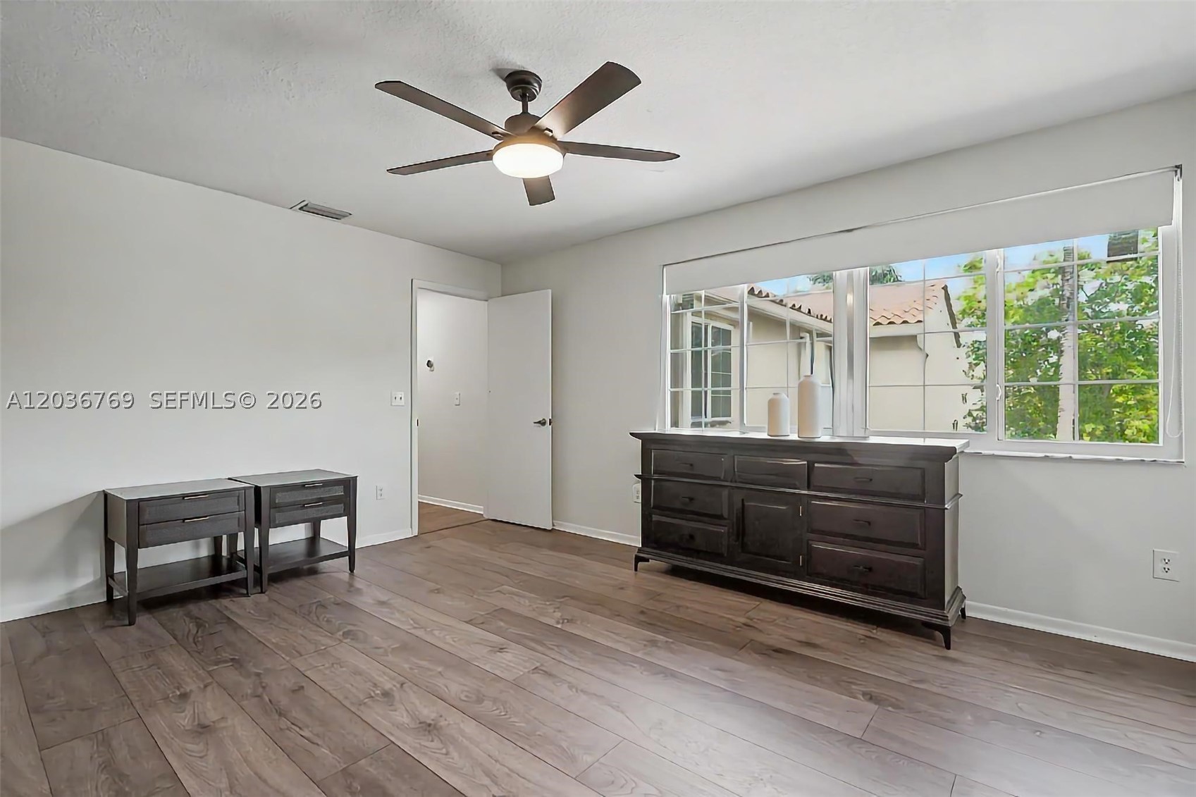 EMBASSY LAKES - Residential Lease